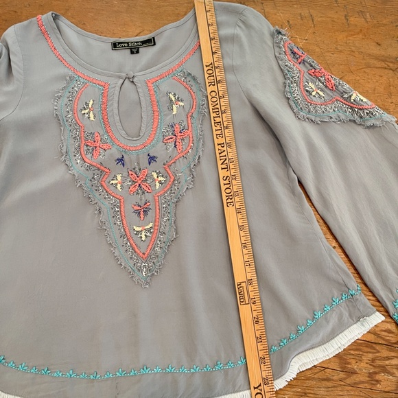 Love Stitch Grey Boho Embroidered Bell Sleeve top - Picture 16 of 16